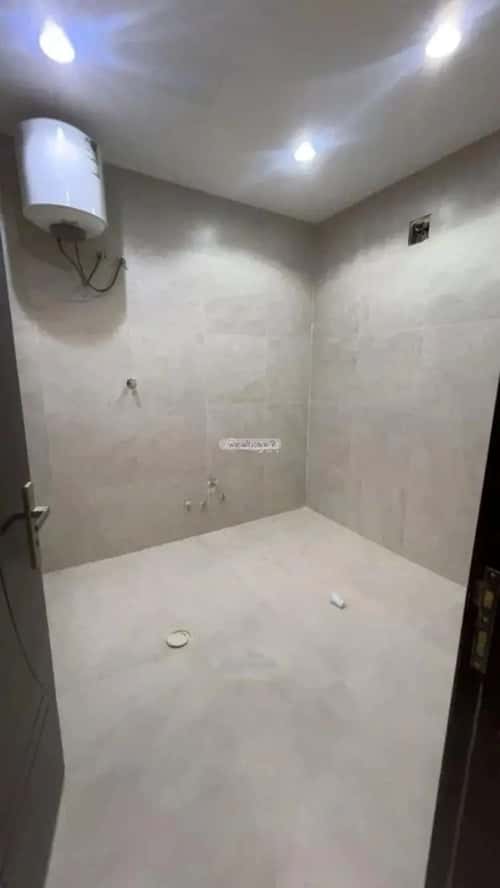 3 bedroom apartment in Al Rimal 6