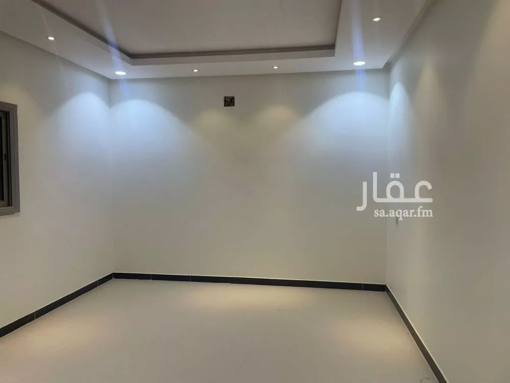 دور 3 غرف في العارض 4