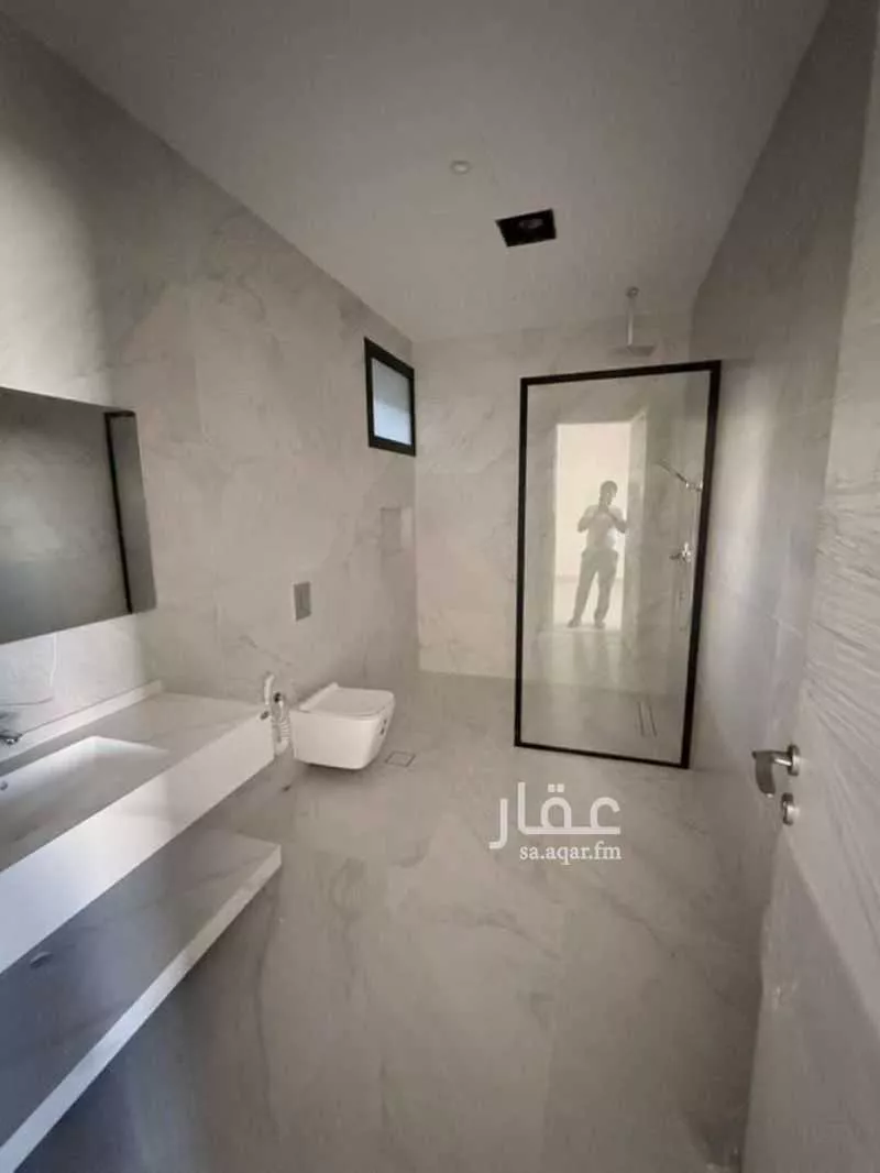 فيلا 4 غرف في النرجس 6