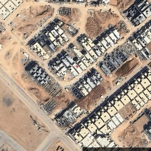 4 bedroom floor in Al Janadriyah 2