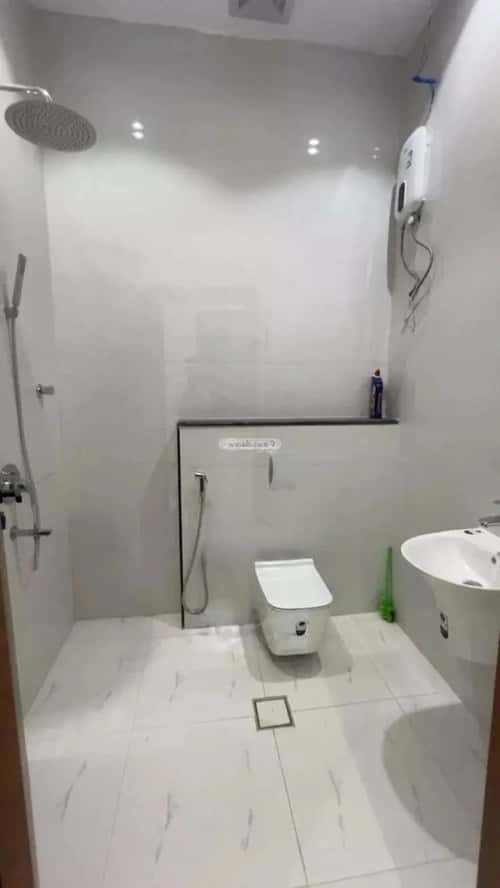 9 bedroom villa in Al Rimal 2