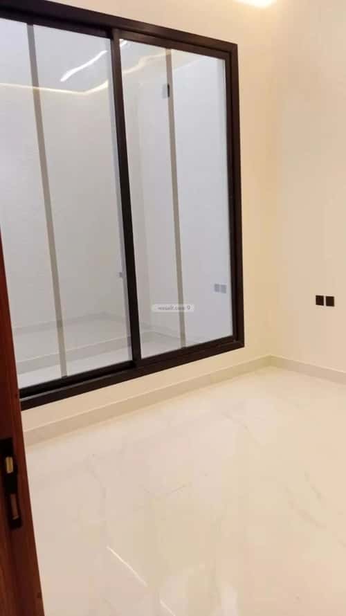 6 bedroom villa in Al Bayan 3