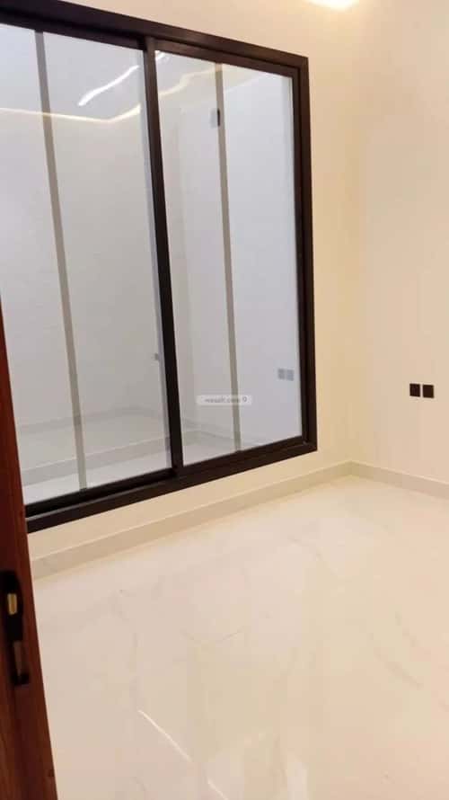 6 bedroom villa in Al Bayan 2