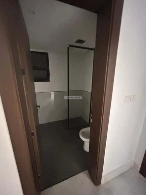 5 bedroom villa in Al Aridh 10