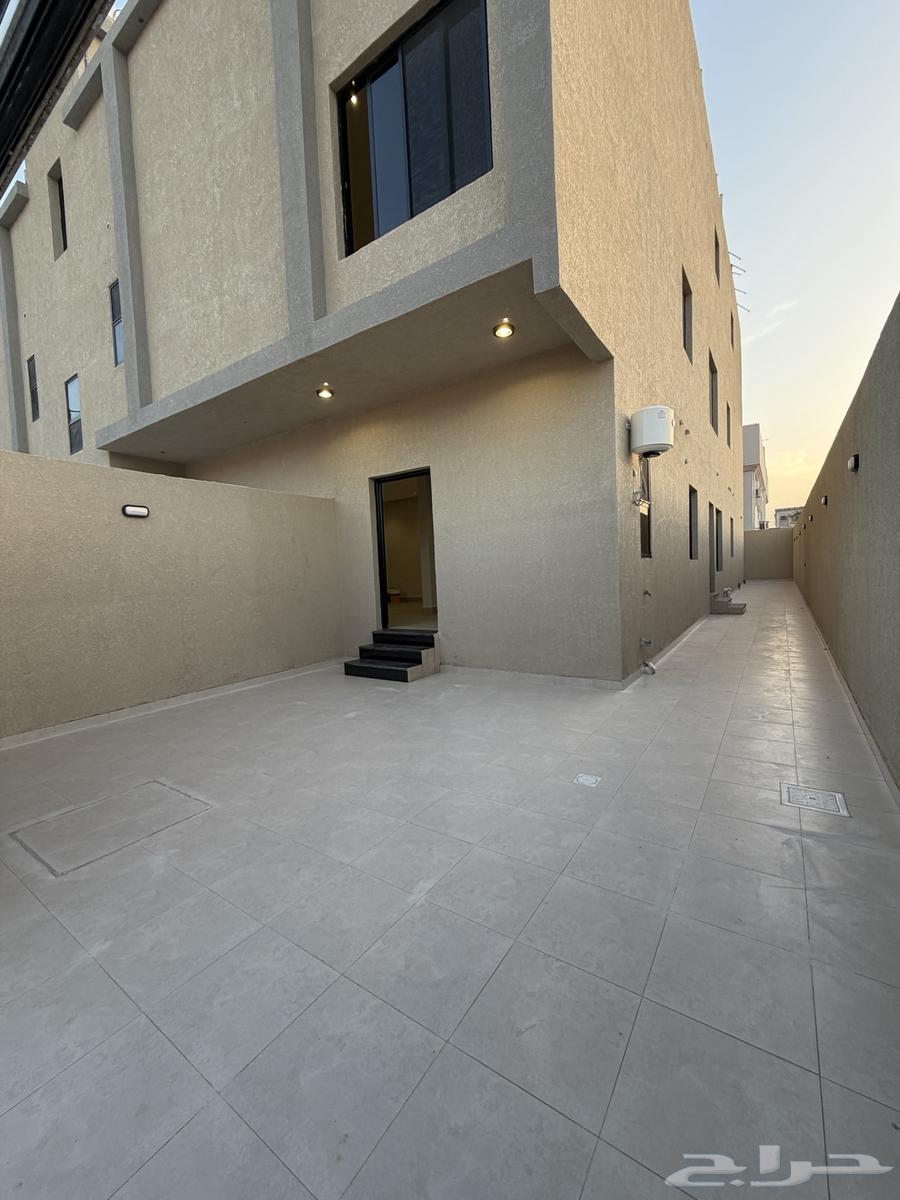 6 bedroom apartment in Badr 6