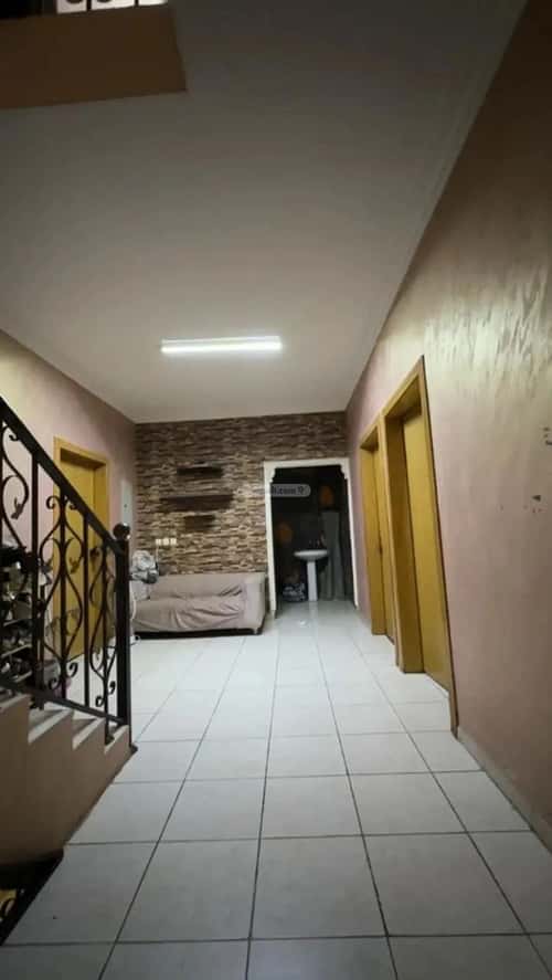 5 bedroom villa in Ad Dar Al Baida 8