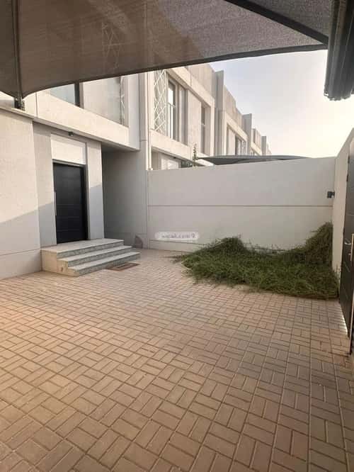 6 bedroom villa in Riyadh 3