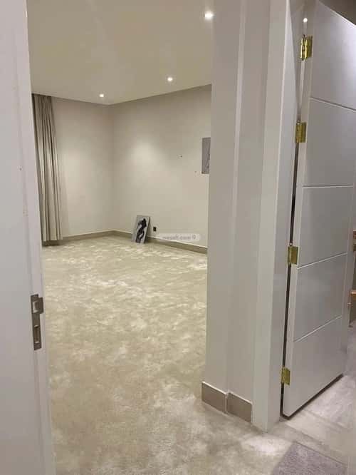 3 bedroom apartment in Al Yarmouk 4