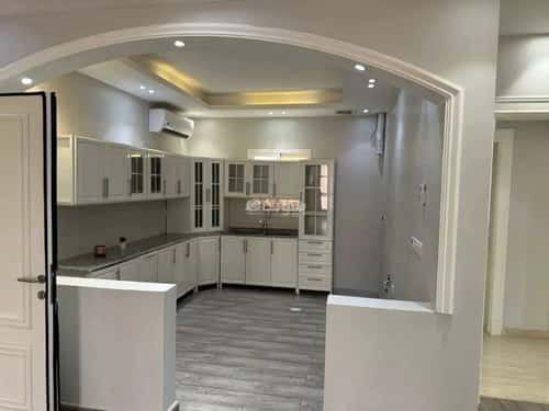 شقة 3 غرف في الملقا 4