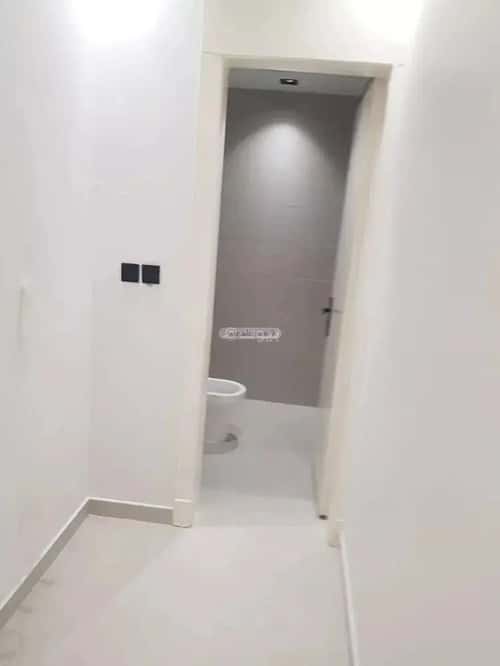 5 bedroom apartment in Al Hazm 12