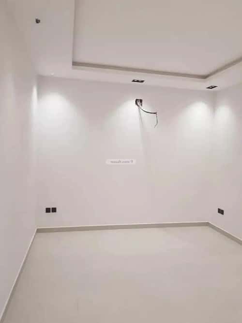 5 bedroom apartment in Al Hazm 8