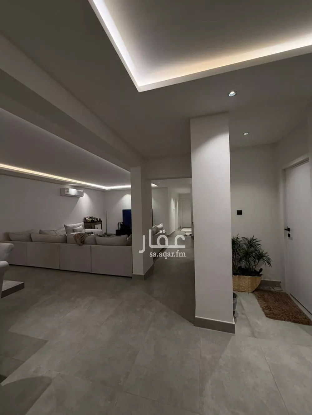 3 bedroom apartment in Al Malqa 6