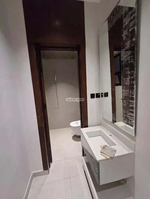 5 bedroom floor in Dirab 3