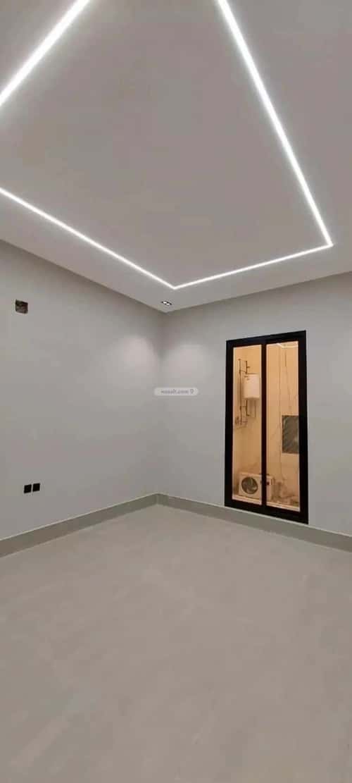 7 bedroom villa in Al Uraija Al Gharbi 1