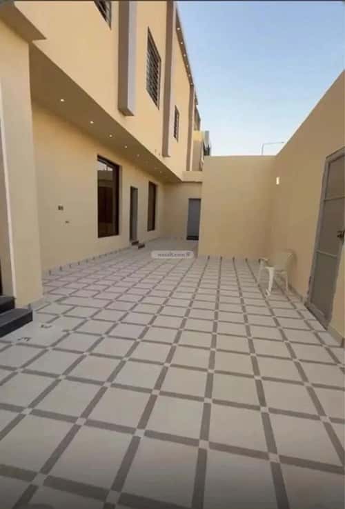 5 bedroom villa in Okaz 7