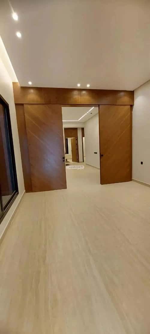 6 bedroom floor in Al Awali 4