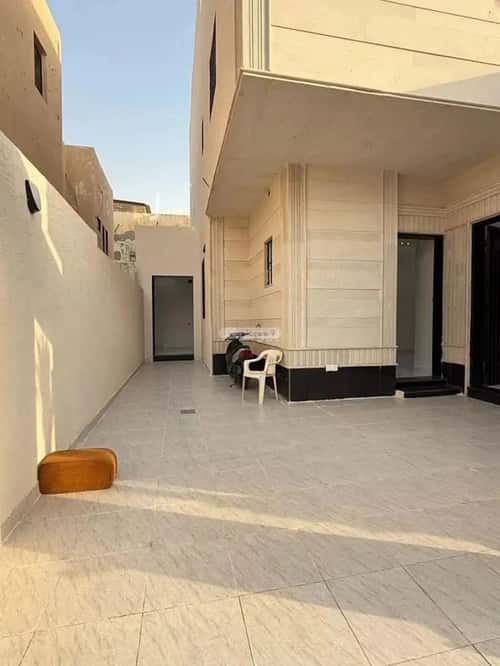 فيلا 7 غرف في العريجاء الغربي 7