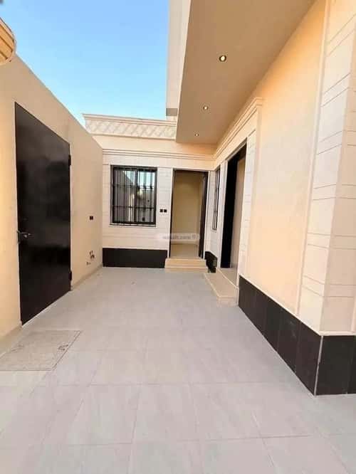 فيلا 7 غرف في العريجاء الغربي 7