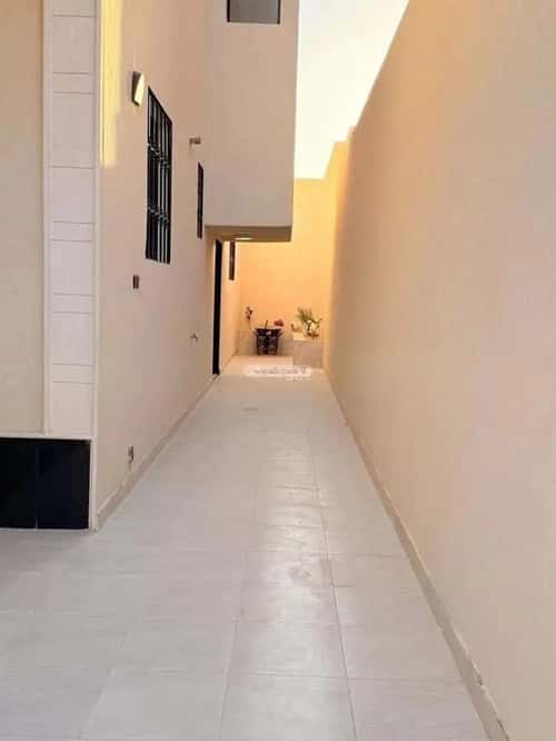 فيلا 7 غرف في العريجاء الغربي 3