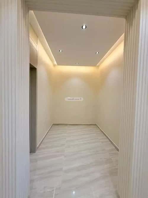 6 bedroom villa in Al Uraija Al Gharbi 2