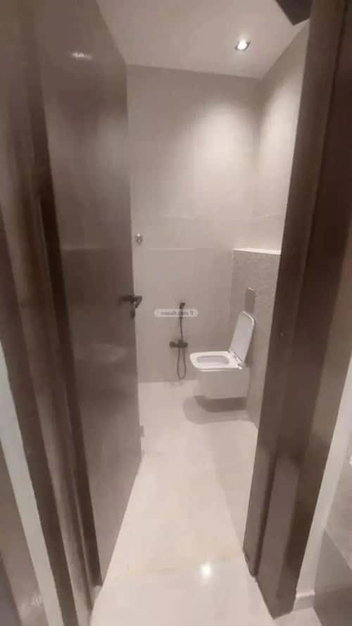 4 bedroom apartment in Al Bayan, Riyadh 7