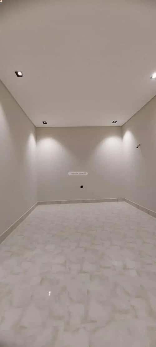 6 bedroom villa in Al Uraija Al Gharbi 1