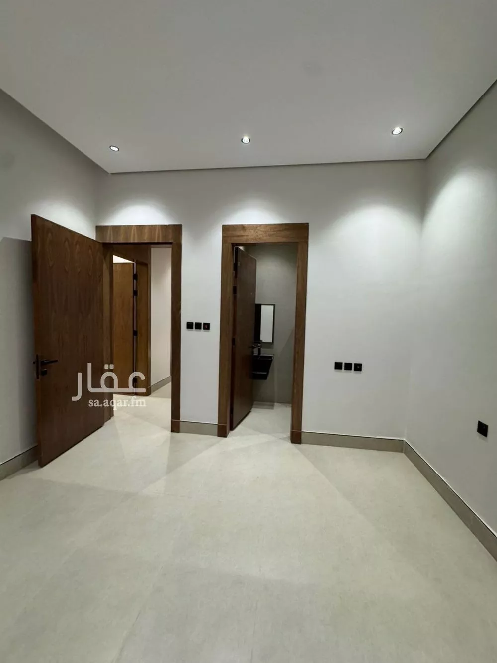 5 bedroom apartment in Al Janadriyah, Riyadh 6
