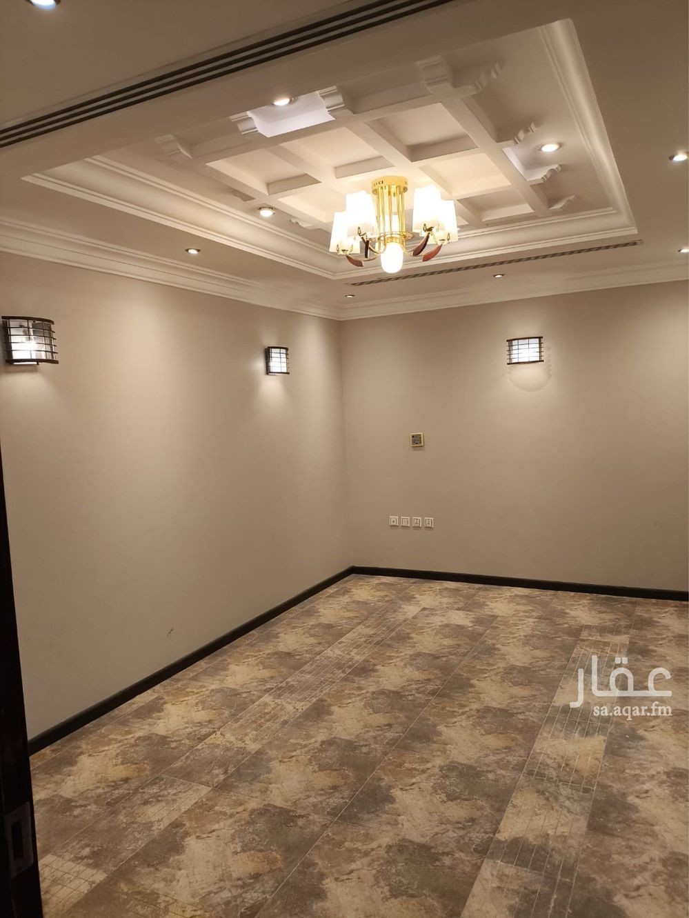 5 bedroom villa in Al Nuzhah, Eastern Province 2