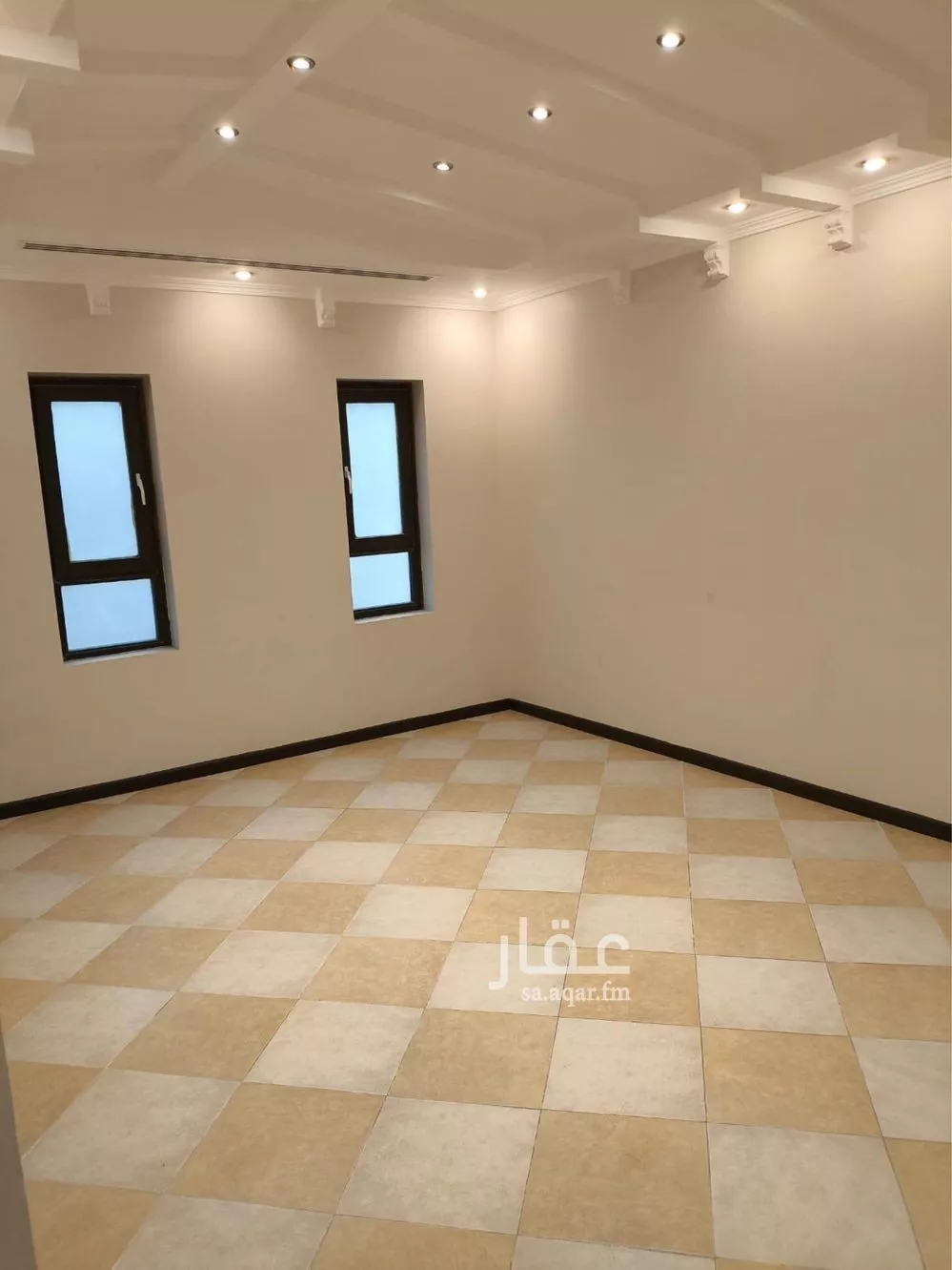 9 bedroom villa in Al Nuzhah, Eastern Province 7
