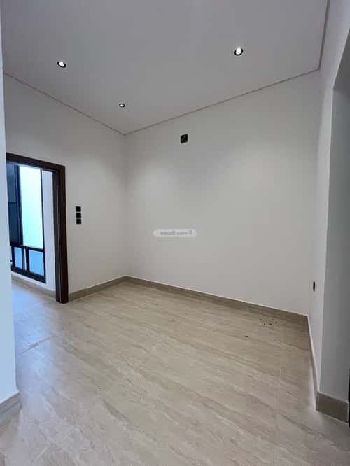 6 bedroom villa in Al Mahdiyyah 2