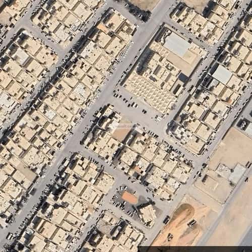 5 bedroom floor in Al Janadriyah 1