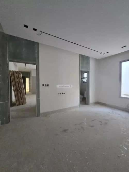 5 bedroom floor in Al Janadriyah 6