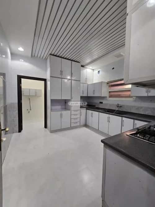 6 bedroom villa in Tuwaiq 1