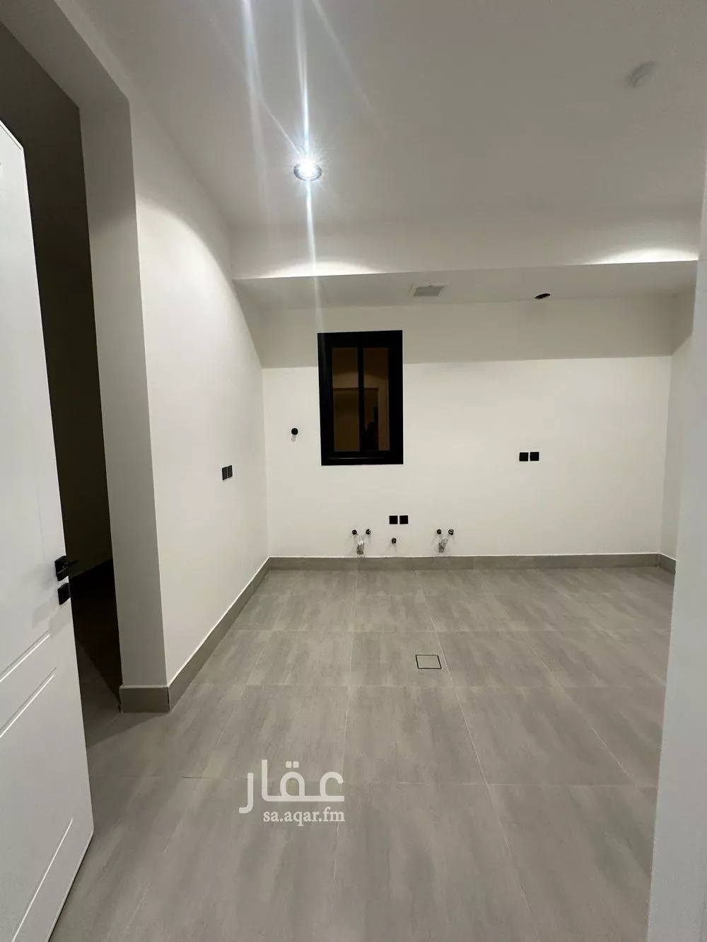 4 bedroom apartment in Al Yarmouk 3