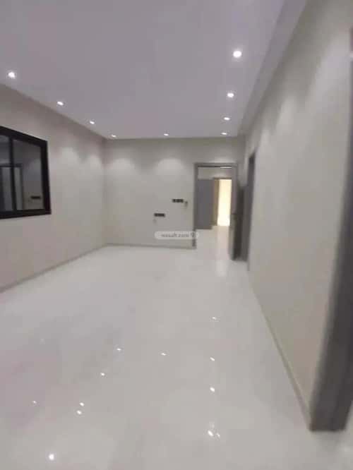5 bedroom floor in Al Janadriyah 2