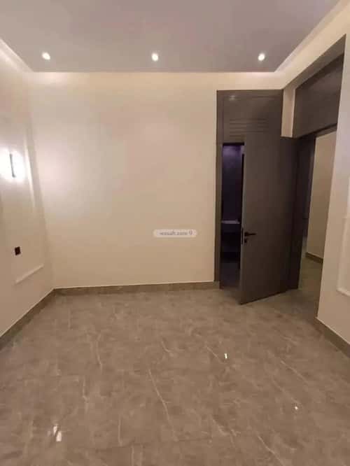 3 bedroom apartment in Al Hazm 7