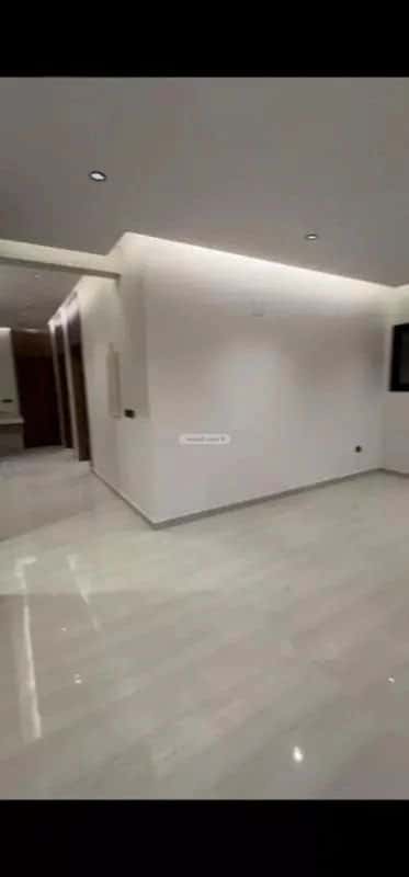 4 bedroom apartment in Al Hazm 4
