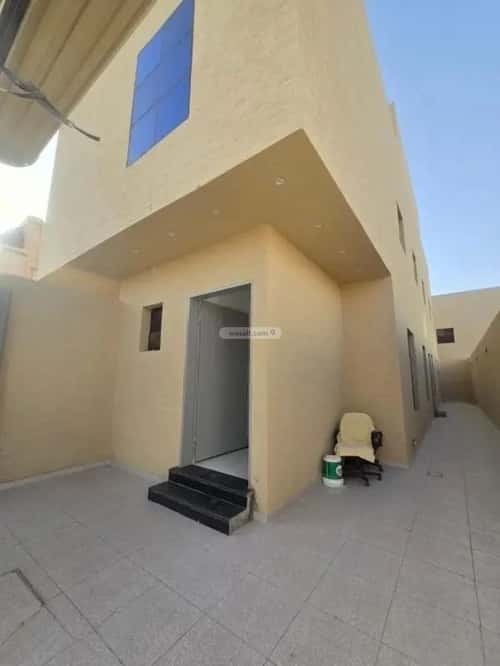 7 bedroom floor in Badr 4