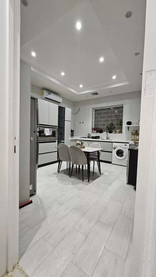 5 bedroom villa in Al Rimal 2