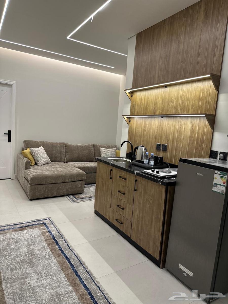 شقة  في الملك فهد 5