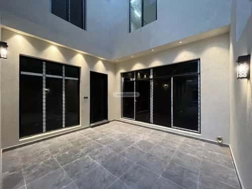 5 bedroom villa in Al Mahdiyyah 1