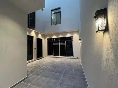 5 bedroom villa in Al Mahdiyyah 6