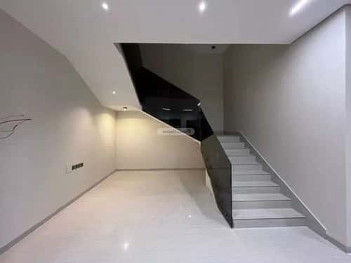 5 bedroom villa in Al Mahdiyyah 3