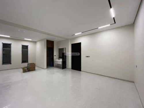 5 bedroom villa in Al Mahdiyyah 2