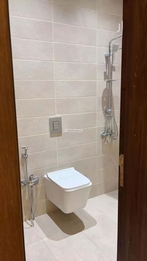 4 bedroom villa in Al Mahdiyyah 3