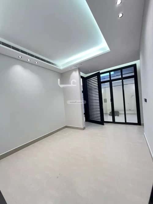 6 bedroom villa in Al Mahdiyyah 5