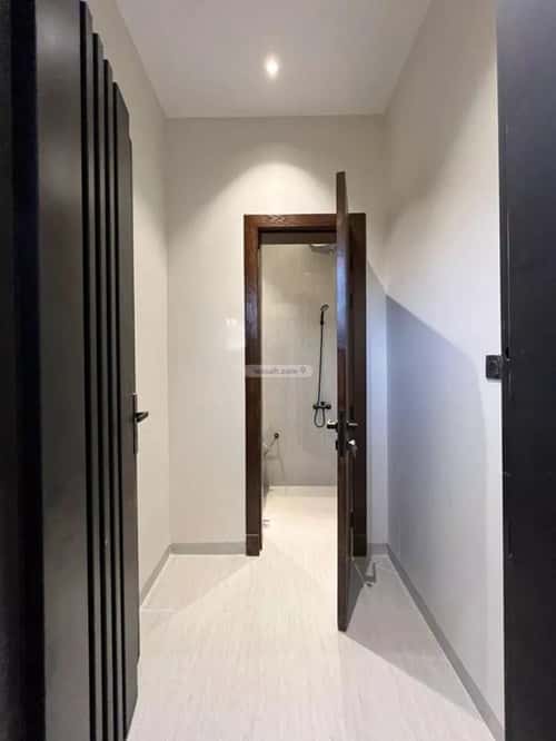 5 bedroom villa in Al Mahdiyyah 2