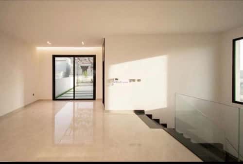 5 bedroom villa in Az Zomorod 6