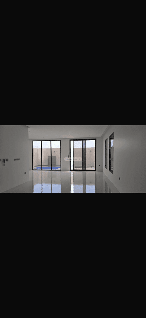 5 bedroom villa in Az Zomorod 8