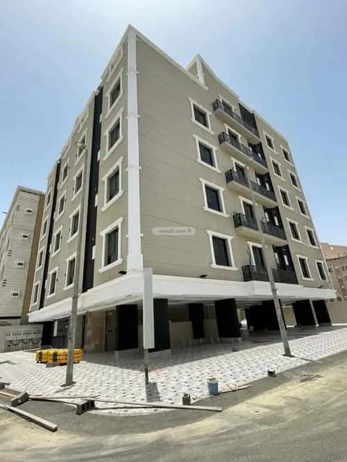 4 bedroom apartment in Al Nakheel 7